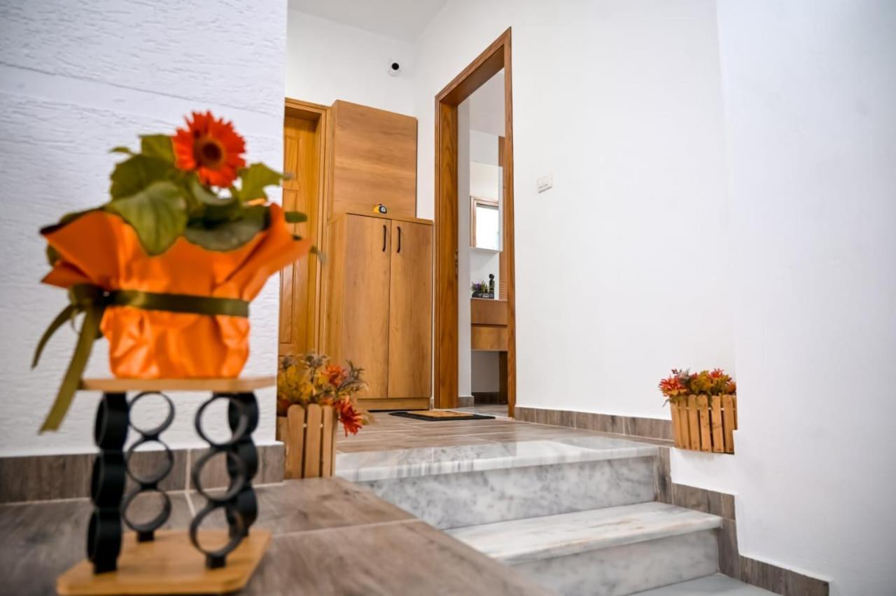 Egje Apartman *